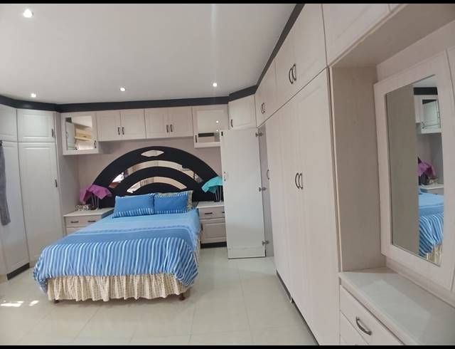 4 BEDROOM FREEHOLD FOR SALE IN AVOCA